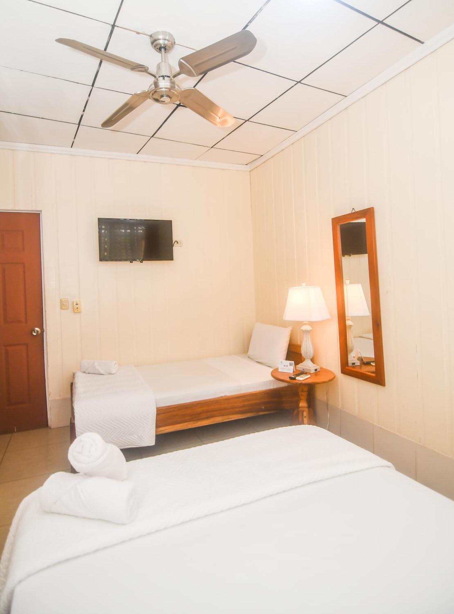 Hotel Aldea Chorotega Puntarenas Exteriör bild