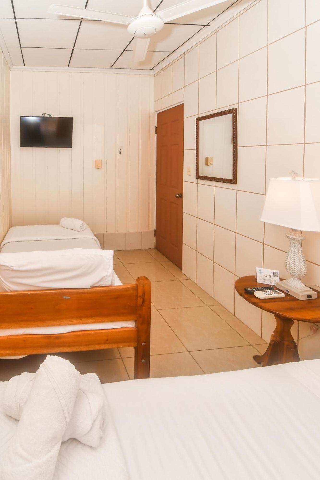 Hotel Aldea Chorotega Puntarenas Exteriör bild